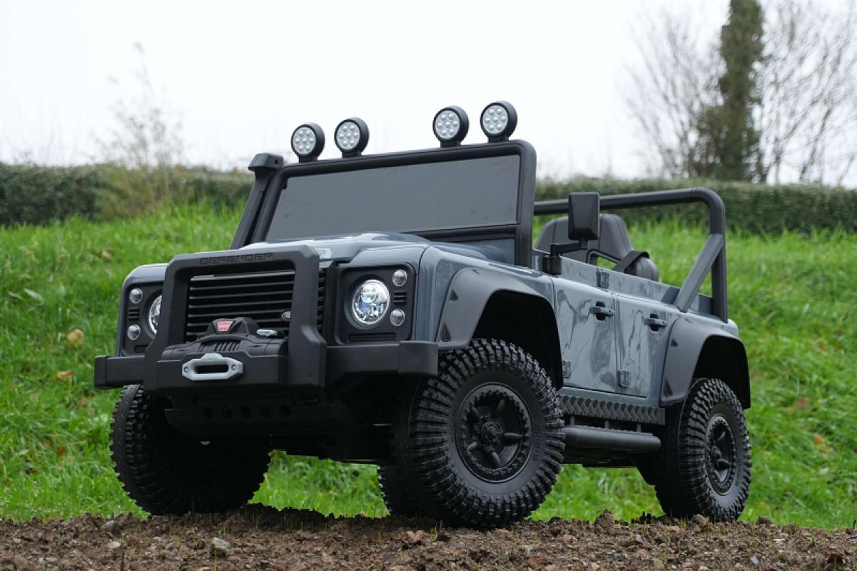 24v Kids Ride on Defender or £275