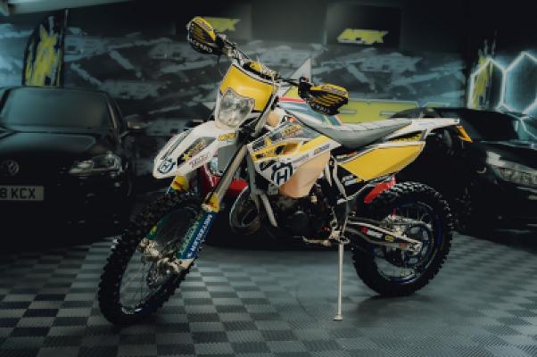 2016 Huskavana 125cc Road Registered Bike OR £2450