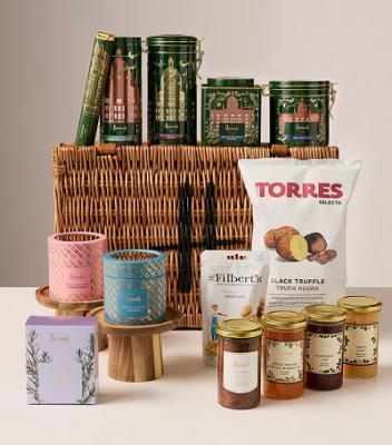 Harrods The Family Sharing Hamper (£150 ALT)