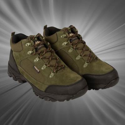 YOU WIN TRAKKER TECHPRO BOOTS OR £72 CASH
