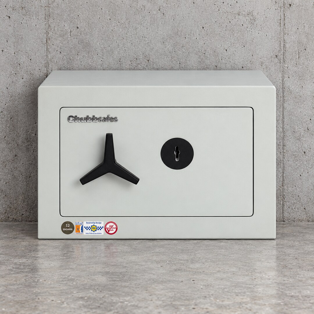 CHUBBSAFES HOMEVAULT S2 15K SECURITY SAFE