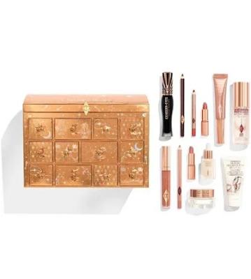 ✨CHARLOTTE TILBURY TREASURE CHEST or £200✨