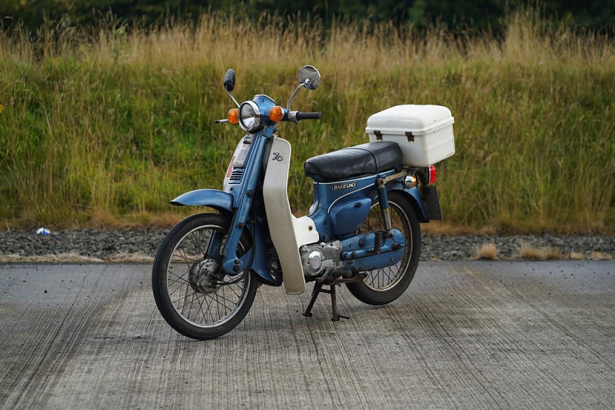 Suzuki FR70