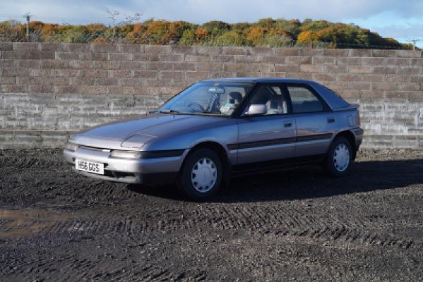 Mazda 323