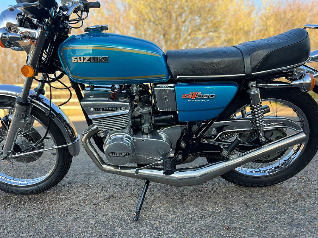 Competition Win This 1977 Suzuki Gt380 | Vintage Comps